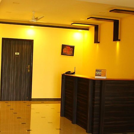 Chandran Hyline Chennai Exterior photo